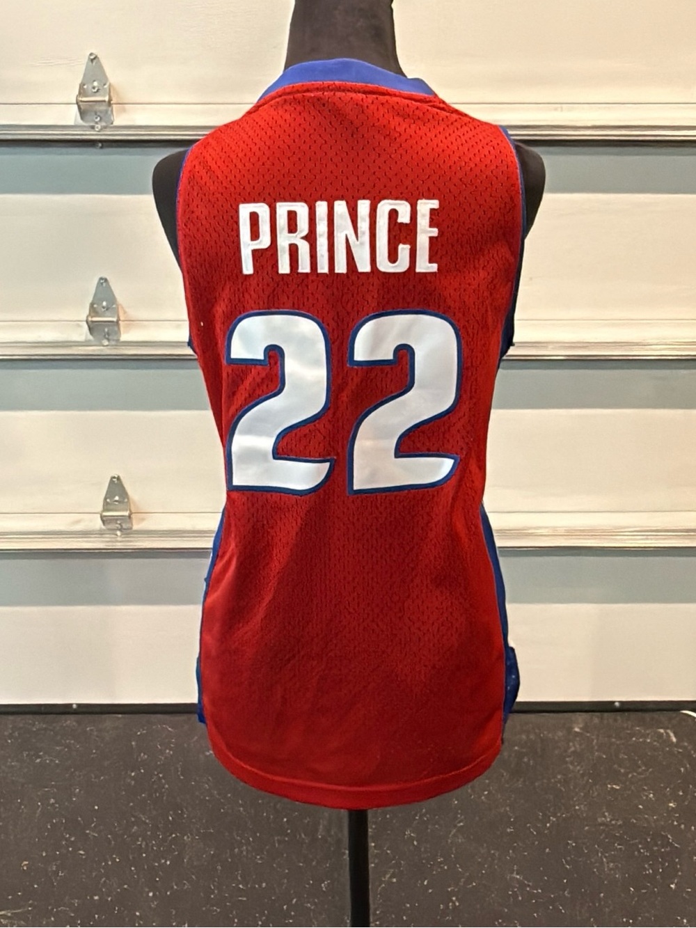 Detroit Pistons jersey - Picture 3 of 3